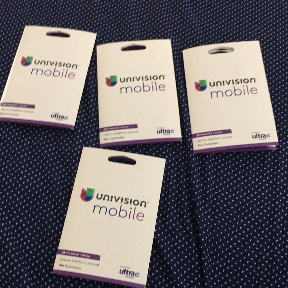 Univision mobile/ ultra mobile SIM card (quantity 4 sims)